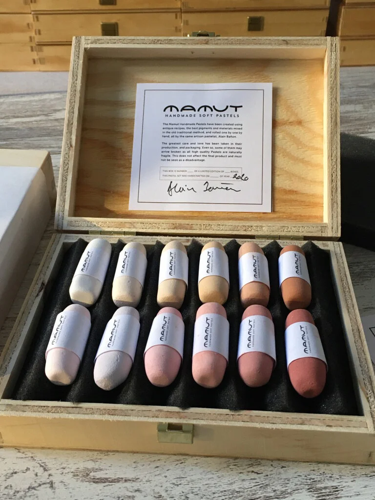 作家　A-tan Animals Pastel Creamシリーズ MAMUT Handmade Soft Pastel Set Small - nº 3 (Edition of 10